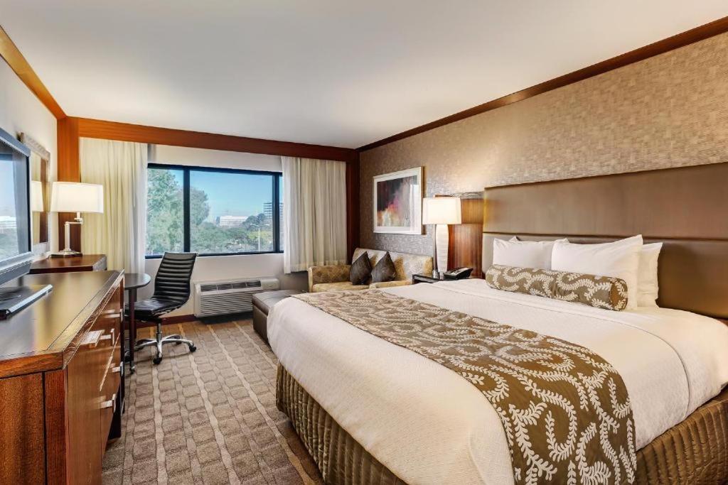 Hotel Crowne Plaza Foster City-san Mateo By Ihg Foster City