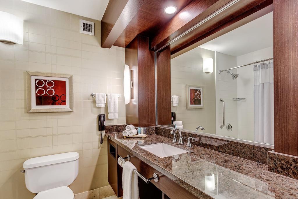 Crowne Plaza Foster City-san Mateo By Ihg Hotel